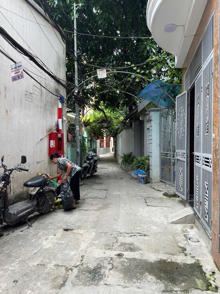 Bán nhà Bằng Liệt - diện tích 35.5m2 4 tầng - Nhà 3 mặt thoáng cực đẹp - giá 7,26 tỷ