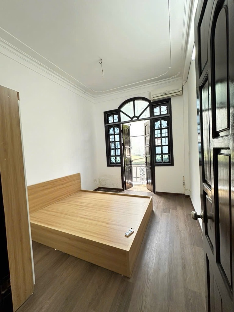 Bán nhà Bằng Liệt - diện tích 35.5m2 4 tầng - Nhà 3 mặt thoáng cực đẹp - giá 7,26 tỷ