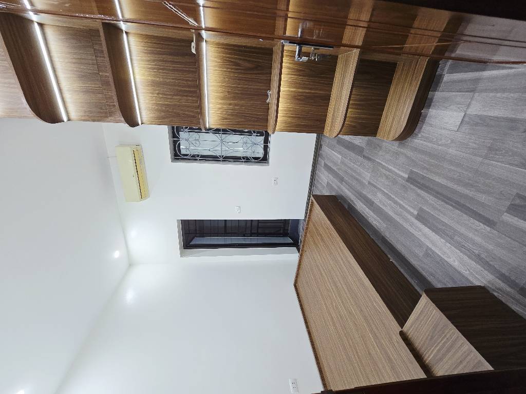 Bán nhà Bạch Mai - Tạ Quang Bửu - Phố Huế  5 tầng - full nội thất - giá nhỉnh 5,3 tỷ