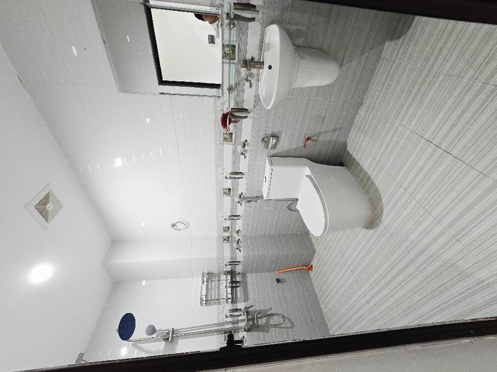 Bán nhà Bạch Mai - Tạ Quang Bửu - Phố Huế  5 tầng - full nội thất - giá nhỉnh 5,3 tỷ