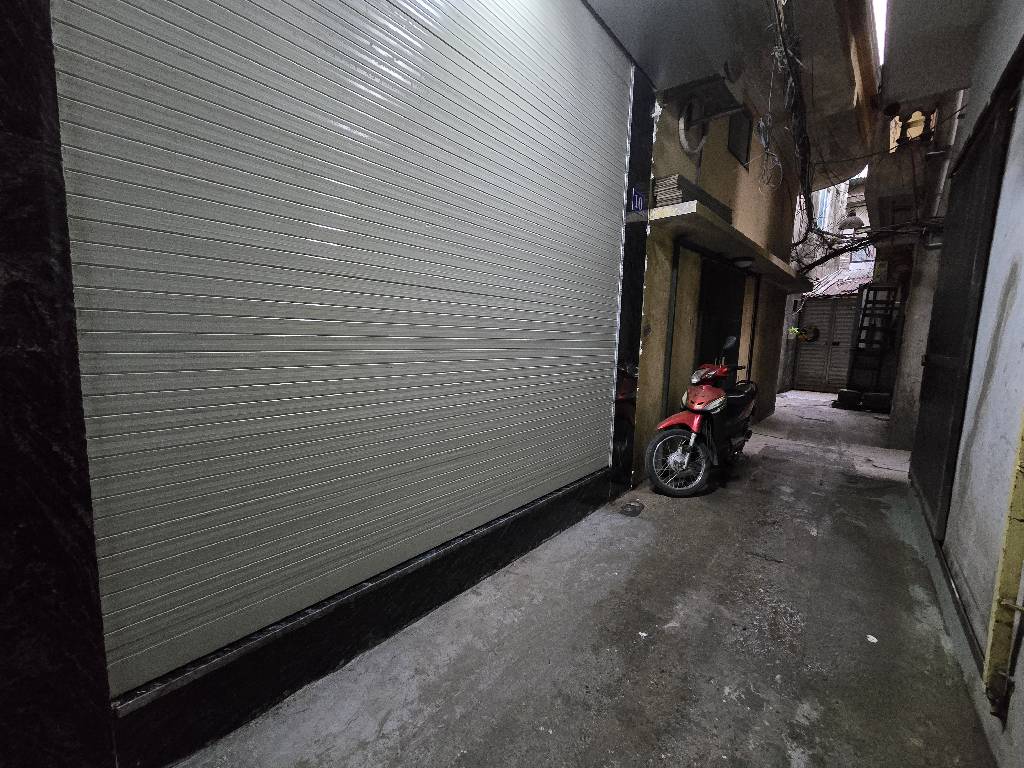 Bán nhà Bạch Mai - Tạ Quang Bửu - Phố Huế  5 tầng - full nội thất - giá nhỉnh 5,3 tỷ
