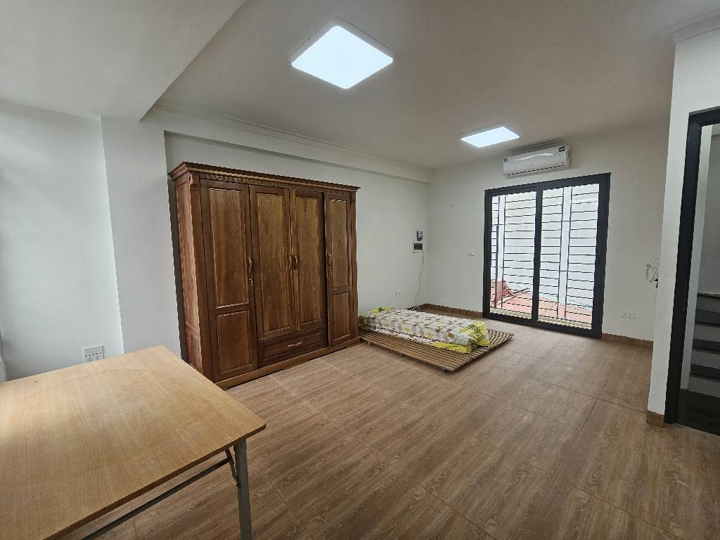 Bán nhà Trương Định - diện tích 39m2 6 tầng - Lô góc, 2 thoáng, thang máy - giá 10 tỷ