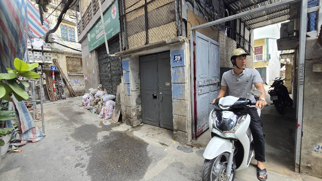 Bán nhà Trương Định - diện tích 39m2 6 tầng - Lô góc, 2 thoáng, thang máy - giá 10 tỷ