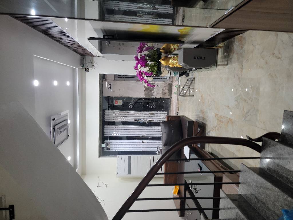 Bán nhà Bùi Xương Trạch - diện tích 40m2 4 tầng - Nhà đẹp hiếm có - giá 5,99 tỷ