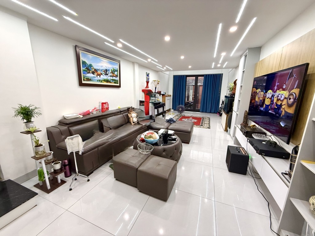 Bán nhà Định Công - diện tích 52m2 6 tầng - Ô TÔ ĐỖ CỬA - giá 15,5 tỷ