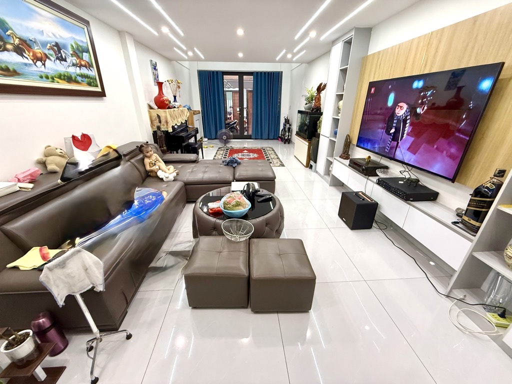 Bán nhà Định Công - diện tích 52m2 6 tầng - Ô TÔ ĐỖ CỬA - giá 15,5 tỷ