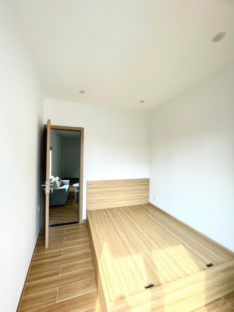 Bán nhà Hoàng Mai - diện tích 80m2 7 tầng - Mặt phố kinh doanh - giá 21,9 tỷ