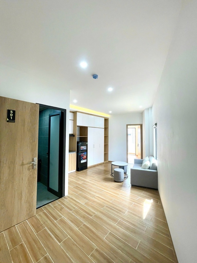 Bán nhà Hoàng Mai - diện tích 80m2 7 tầng - Mặt phố kinh doanh - giá 21,9 tỷ