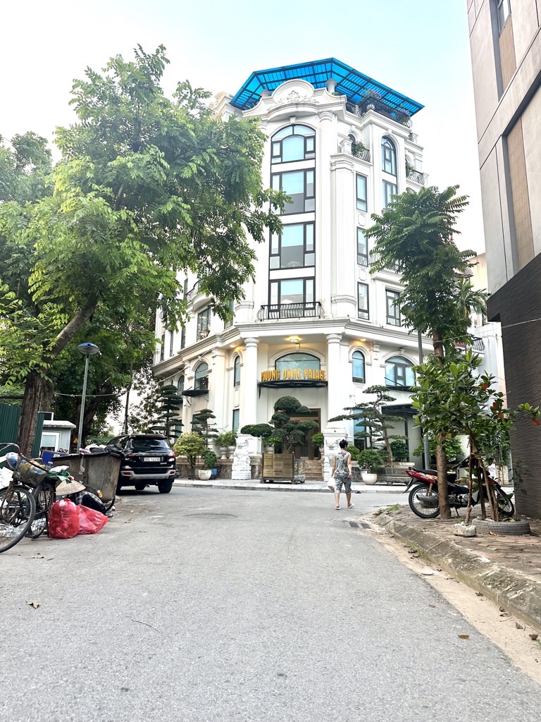 Bán nhà Bán đảo Linh Đàm - diện tích 50m2 5 tầng - ô tô hai tránh trước cửa nhà - giá 15,6 tỷ