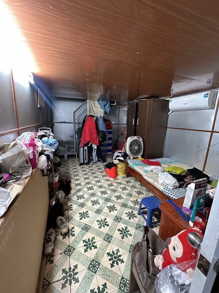 Bán nhà Nguyễn Khoái - diện tích 43.3m2 1 tầng - Mặt ngõ ba gác - giá 4,2 tỷ