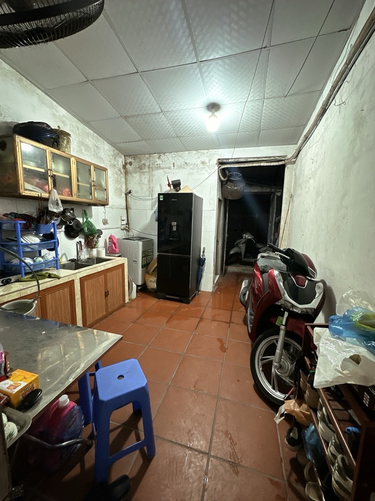 Bán nhà Nguyễn Khoái - diện tích 43.3m2 1 tầng - Mặt ngõ ba gác - giá 4,2 tỷ