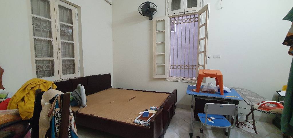 Bán nhà Láng - diện tích 62m2 3 tầng - Lô góc, ô chờ thang máy - giá 10,8 tỷ