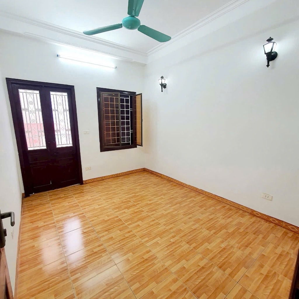 Bán nhà Tương Mai - diện tích 42m2 5 tầng - Lô góc 3 mặt thoáng - giá 16,3 tỷ