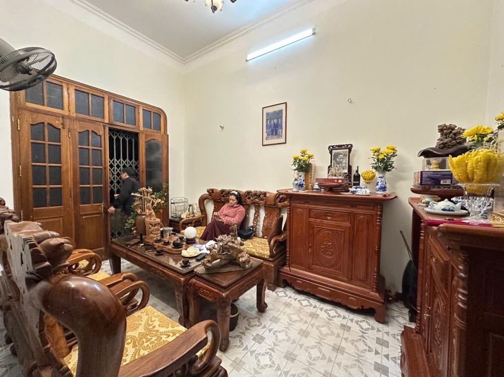 Bán nhà Thanh Nhàn - diện tích 80m2 4 tầng - ô tô đỗ cửa - giá 21,5 tỷ