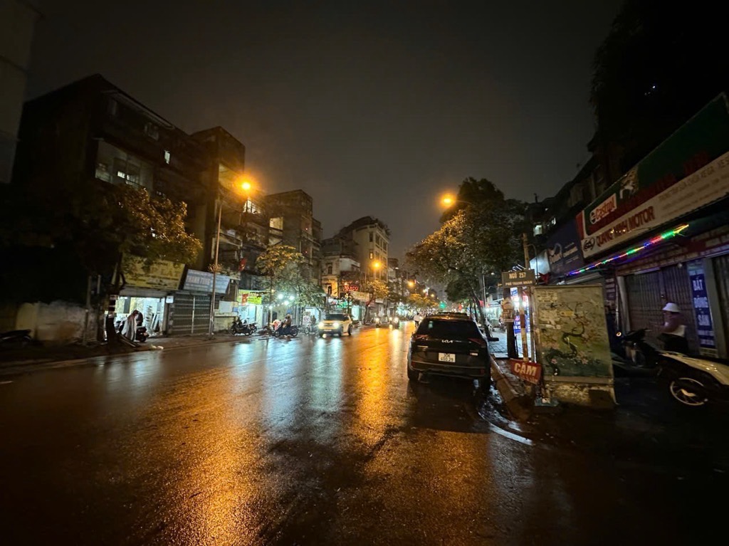 Bán nhà Thanh Nhàn - diện tích 80m2 4 tầng - ô tô đỗ cửa - giá 21,5 tỷ