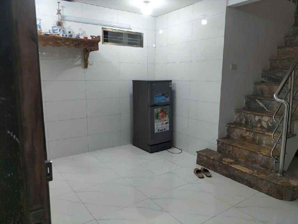 Bán nhà Triều Khúc - diện tích 28m2 2 tầng - Gần ô tô, tiện ích đầy đủ - giá 3,9 tỷ