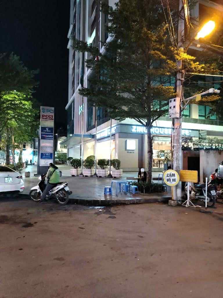 Bán nhà Triều Khúc - diện tích 28m2 2 tầng - Gần ô tô, tiện ích đầy đủ - giá 3,9 tỷ