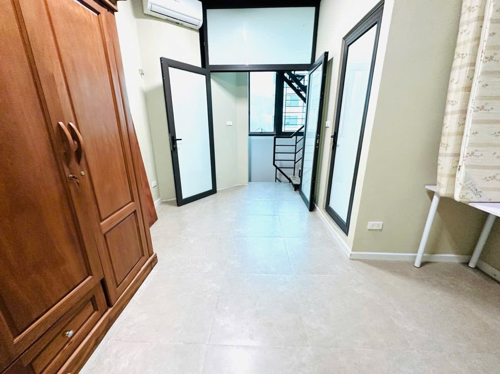 Bán nhà Lê Quý Đôn - Lương Yên - Lò Đúc - 2-m2 x 5 tầng - giá 3,95 tỷ