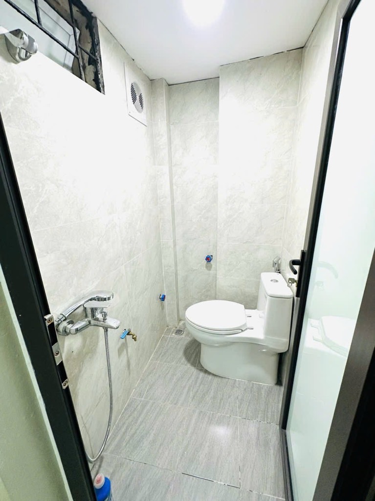 Bán nhà Lê Quý Đôn - Lương Yên - Lò Đúc - 2-m2 x 5 tầng - giá 3,95 tỷ