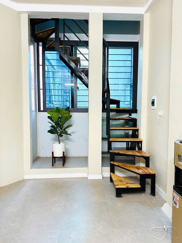 Bán nhà Lê Quý Đôn - Lương Yên - Lò Đúc - 2-m2 x 5 tầng - giá 3,95 tỷ