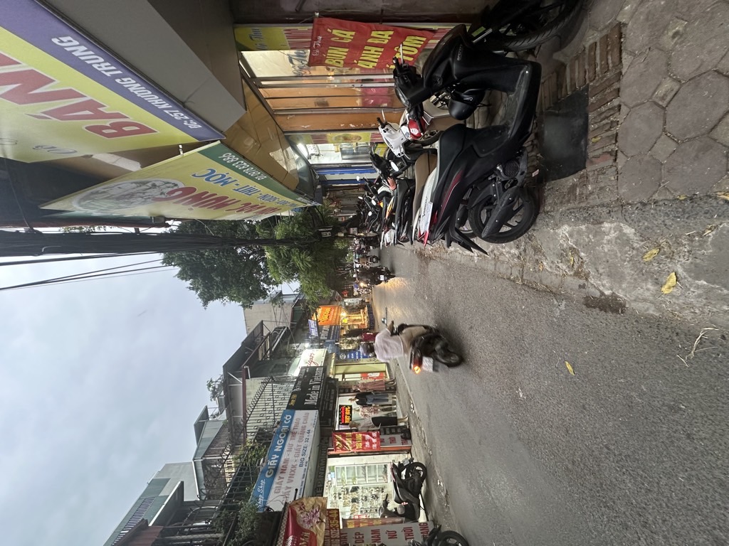 Bán nhà Khương Trung - diện tích 60m2 4 tầng - Mặt phố kinh doanh sầm uất - giá 16 tỷ