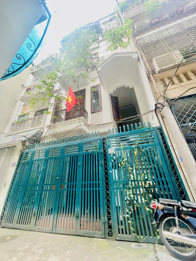 Bán nhà Thái Hà - diện tích 61m2 4 tầng - ngõ thoáng - giá 19 tỷ