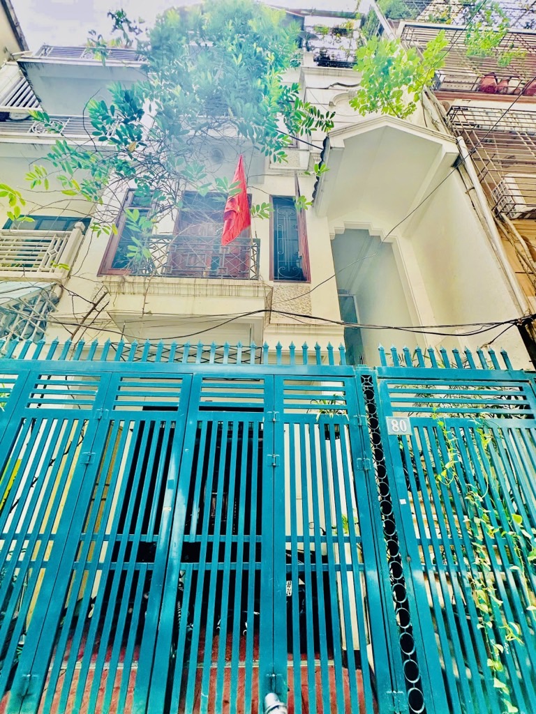 Bán nhà Thái Hà - diện tích 61m2 4 tầng - ngõ thoáng - giá 19 tỷ