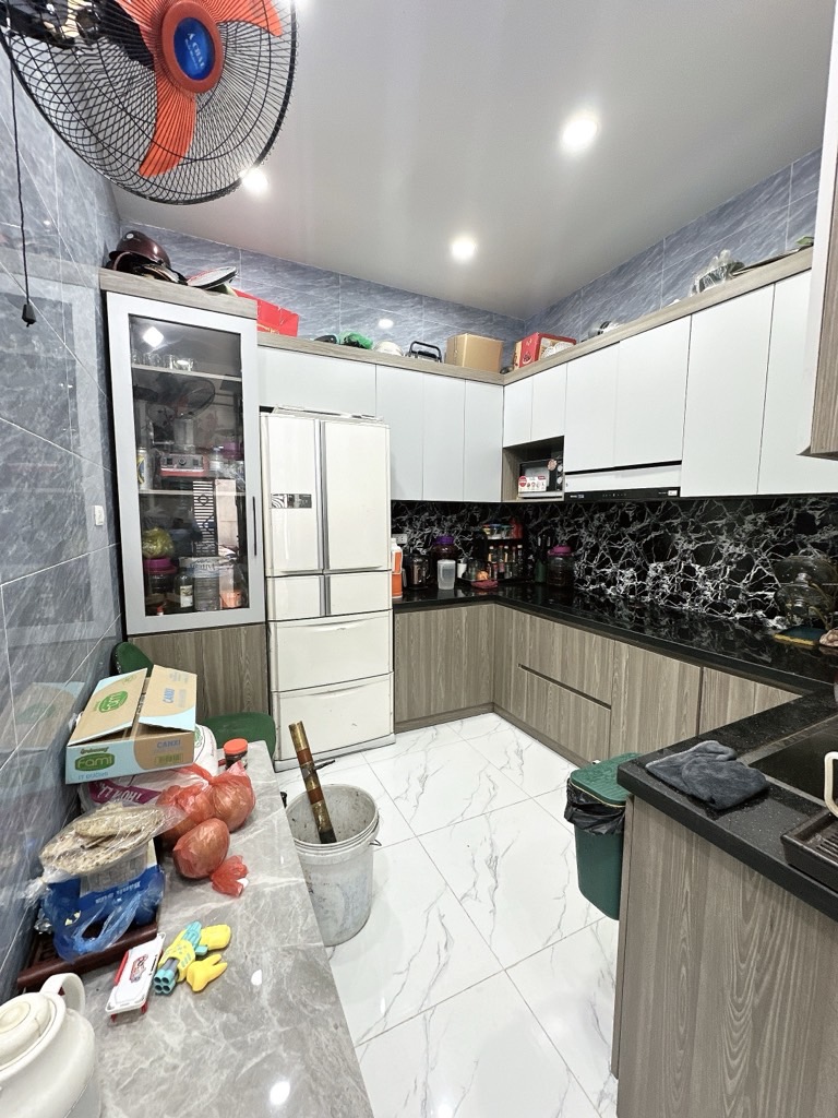 Bán nhà Nguyễn Khoái - diện tích 37m2 3 tầng - Ngõ rộng thoáng - giá 5 tỷ