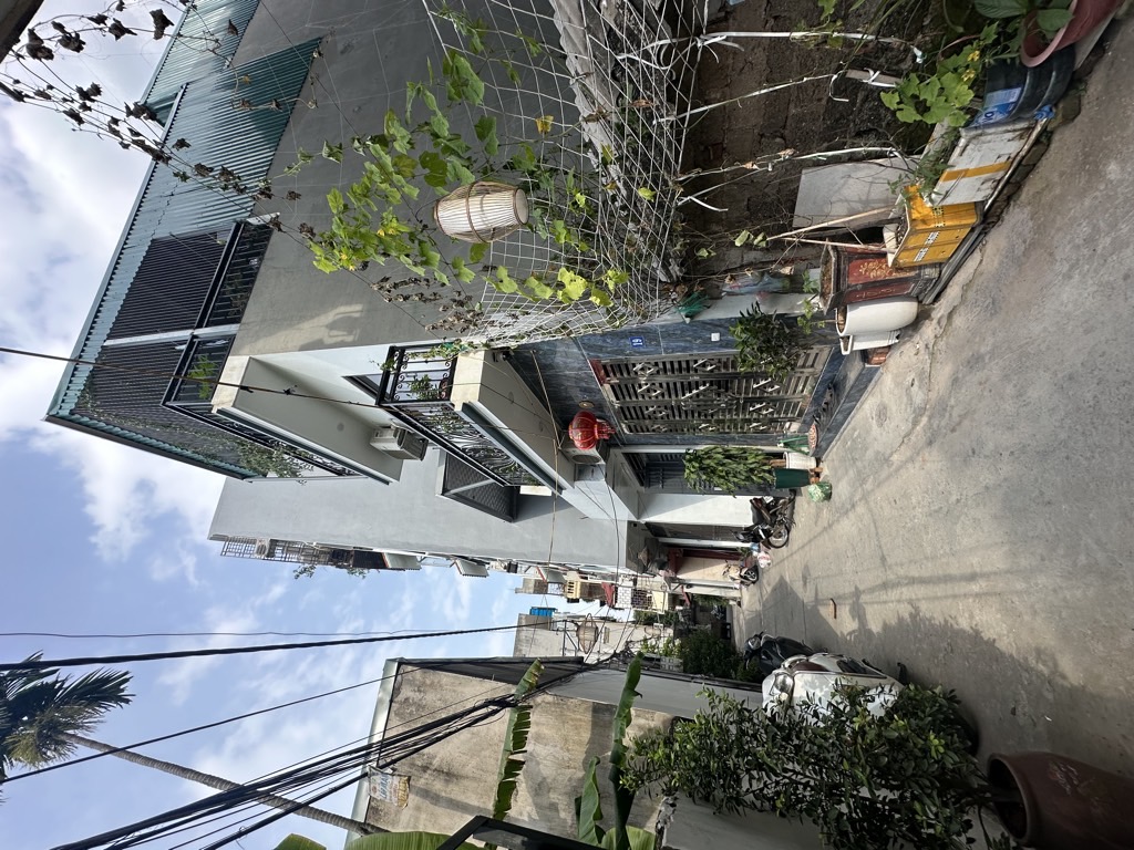 Bán nhà Nguyễn Khoái - diện tích 37m2 3 tầng - Ngõ rộng thoáng - giá 5 tỷ