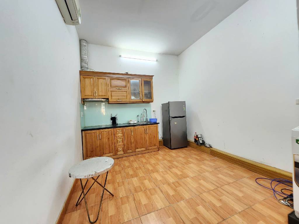 Bán nhà Trịnh Hoài Đức - diện tích 36.3m2 3 tầng - ngõ ô tô tránh - giá 13,5 tỷ