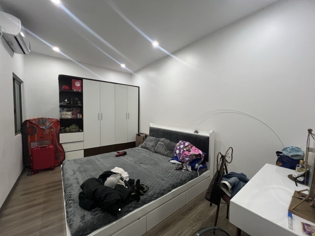 Bán nhà Nam Dư - diện tích 70m2 3 tầng - Ô TÔ ĐỖ CỬA - giá 8,9 tỷ