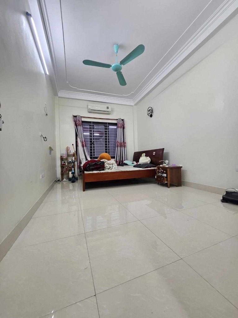 Bán nhà Nam Dư - diện tích 70m2 3 tầng - Ô TÔ ĐỖ CỬA - giá 8,9 tỷ