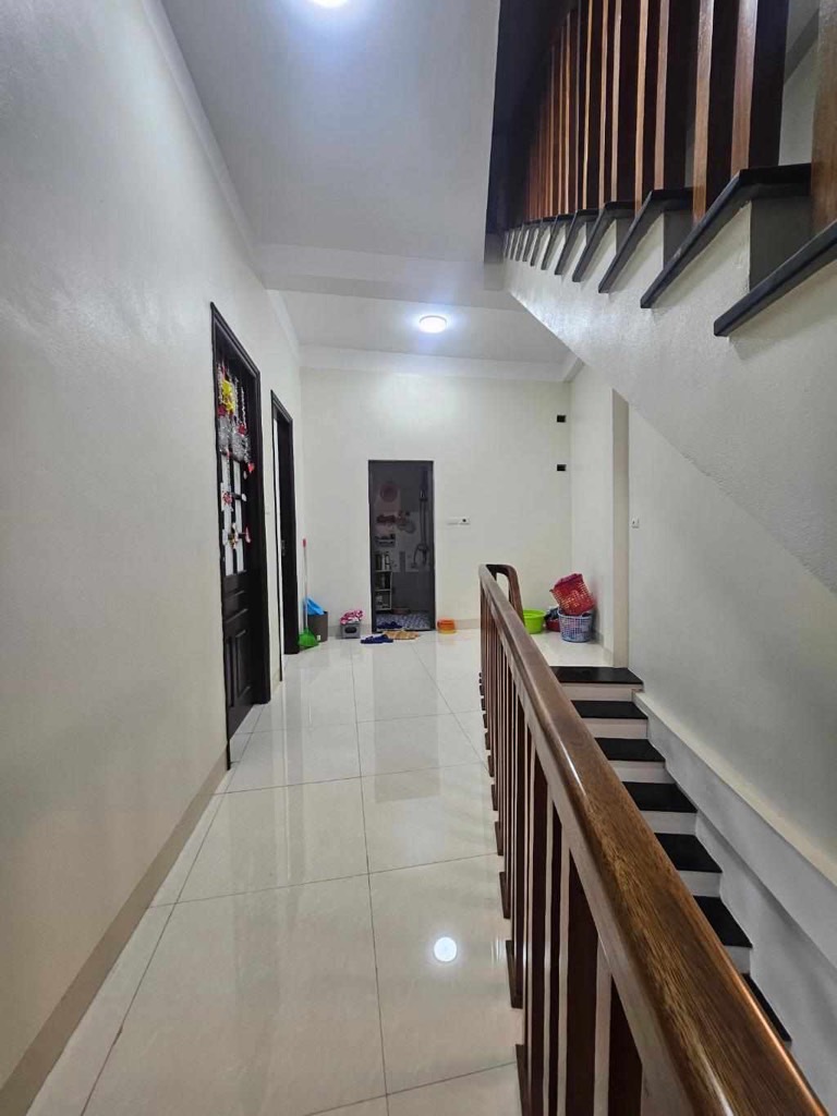 Bán nhà Nam Dư - diện tích 70m2 3 tầng - Ô TÔ ĐỖ CỬA - giá 8,9 tỷ