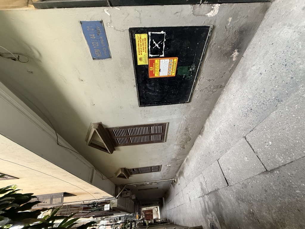 Bán nhà Vĩnh Tuy - diện tích 83m2 3 tầng - Ô tô tránh - giá 17,5 tỷ