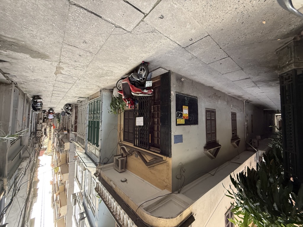 Bán nhà Vĩnh Tuy - diện tích 83m2 3 tầng - Ô tô tránh - giá 17,5 tỷ