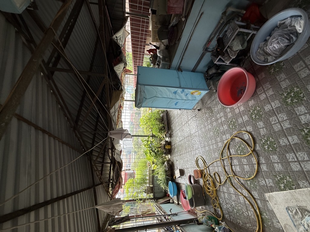 Bán nhà Vĩnh Tuy - diện tích 83m2 3 tầng - Ô tô tránh - giá 17,5 tỷ