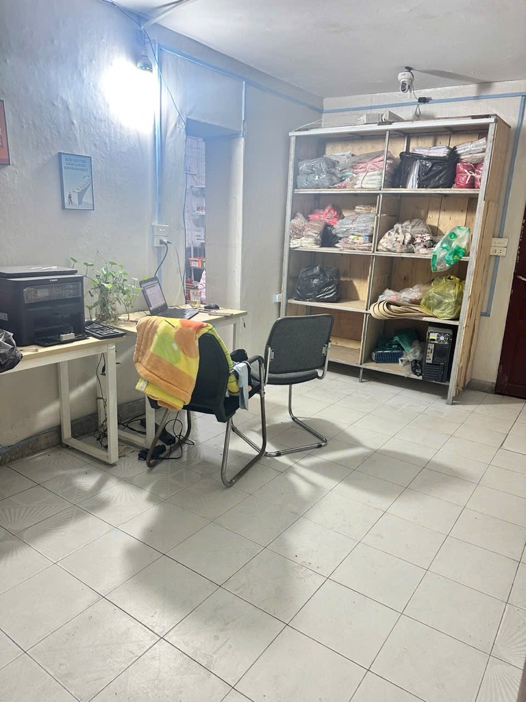 Bán nhà Tân Mai - diện tích 120m2 1 tầng - ô tô tránh - giá 9,4 tỷ