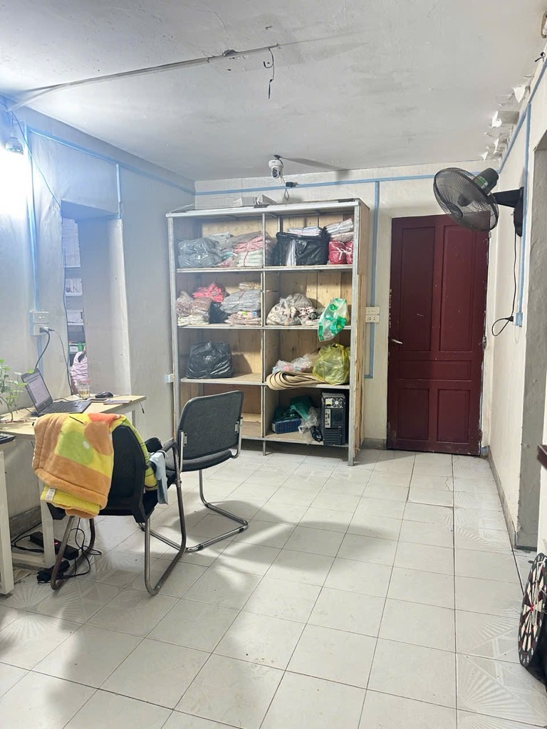 Bán nhà Tân Mai - diện tích 120m2 1 tầng - ô tô tránh - giá 9,4 tỷ