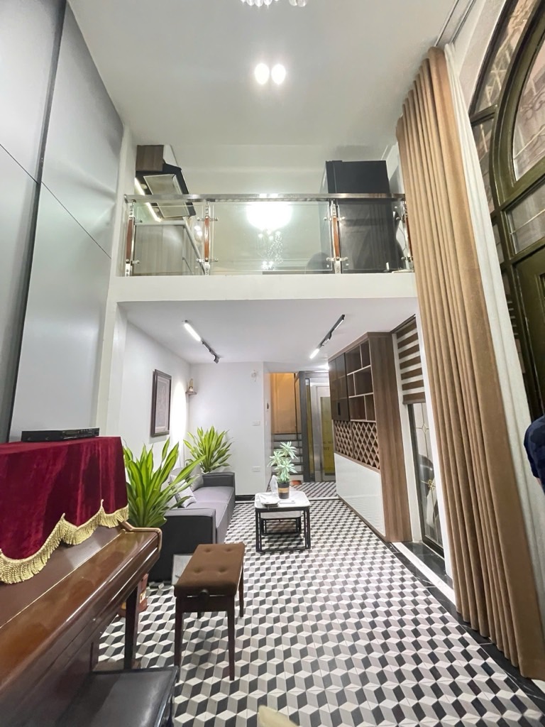 Bán nhà Tây Sơn - 30m2 6 tầng thang máy - 2 mặt thoáng gần phố - giá 10,5 tỷ