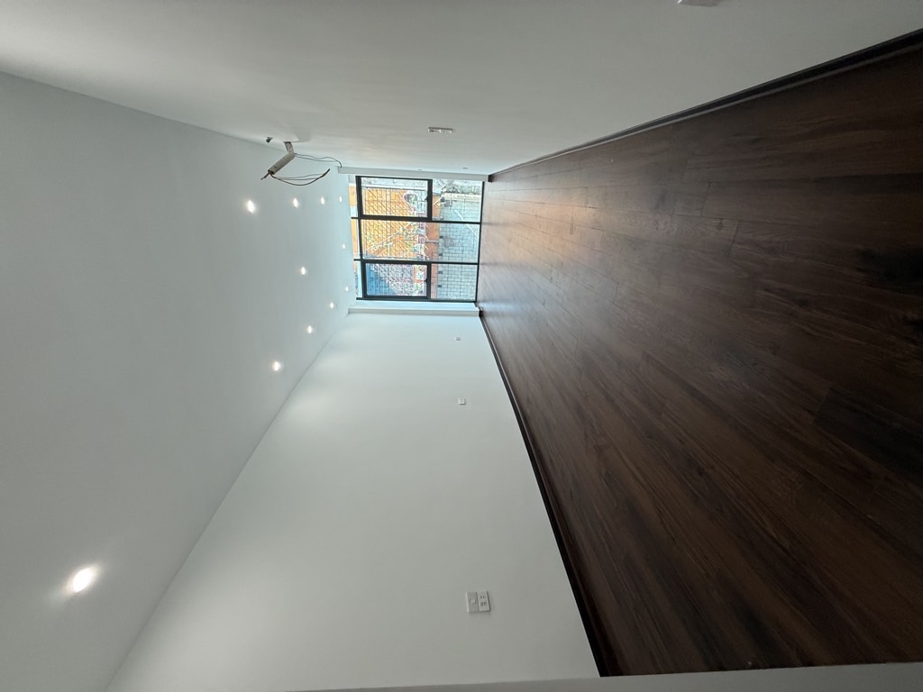 Bán nhà Lạc Trung - diện tích 44m2 6 tầng - Mặt ngõ to ô tô tránh - giá 16,2 tỷ