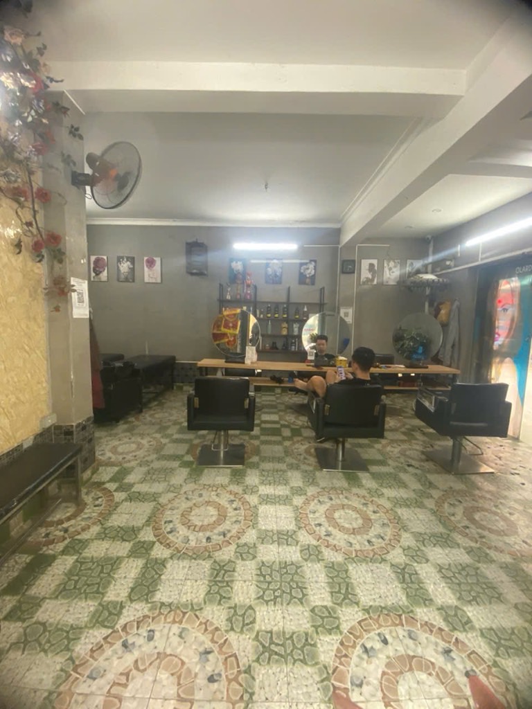 Bán nhà Hoàng Mai - diện tích 39.7m2 3 tầng - Mặt phố kinh doanh sầm uất - giá 8,8 tỷ