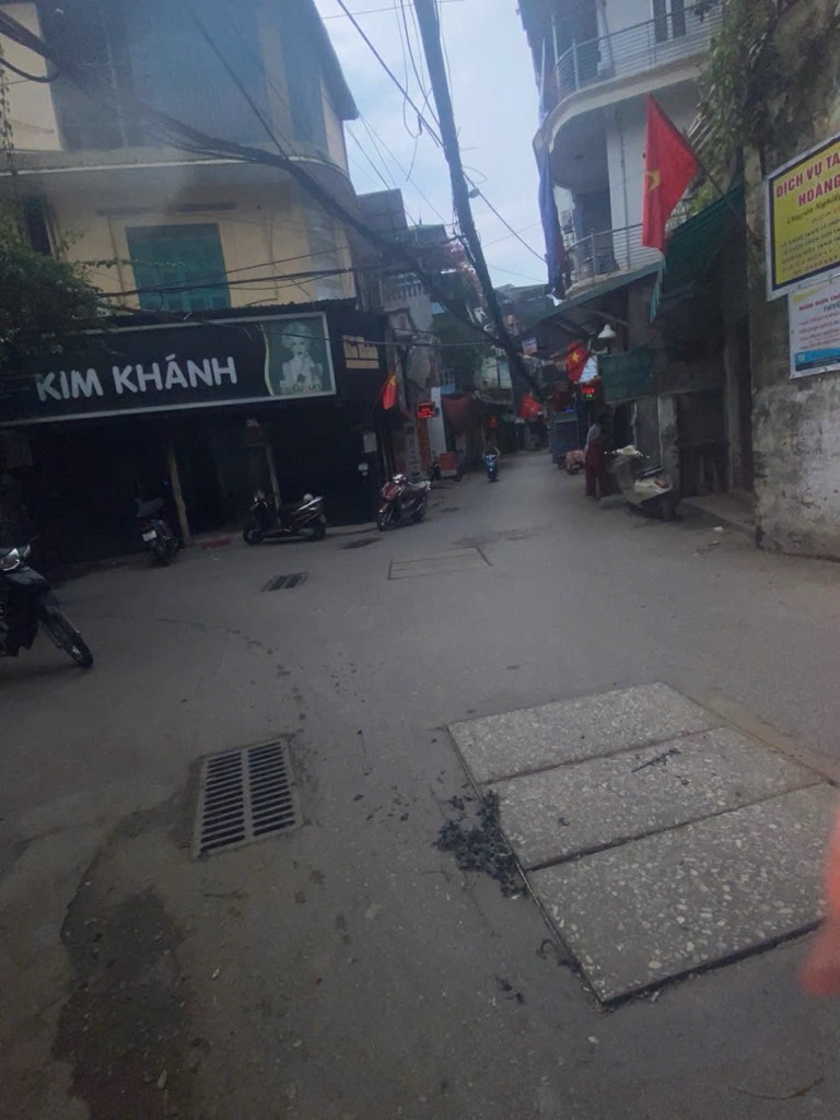 Bán nhà Hoàng Mai - diện tích 39.7m2 3 tầng - Mặt phố kinh doanh sầm uất - giá 8,8 tỷ