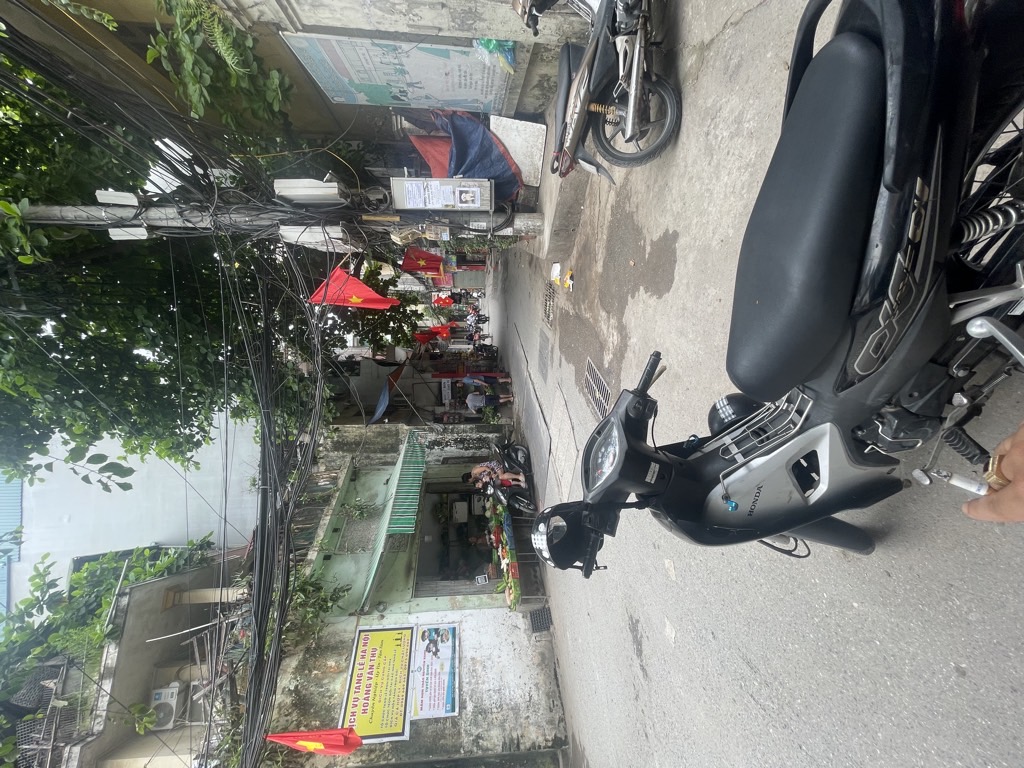 Bán nhà Hoàng Mai - diện tích 39.7m2 3 tầng - Mặt phố kinh doanh sầm uất - giá 8,8 tỷ