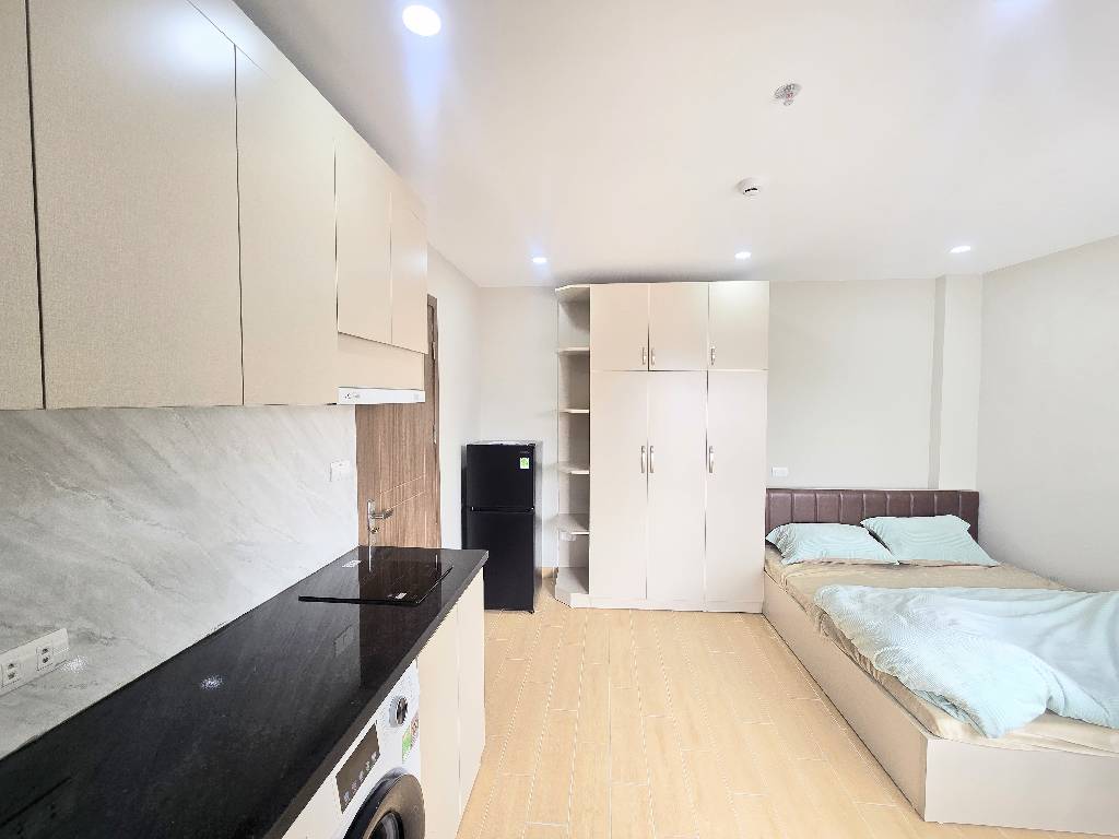 Bán nhà Hoàng Mai - diện tích 75m2 6 tầng - Thang máy xịn sò - giá 18,3 tỷ