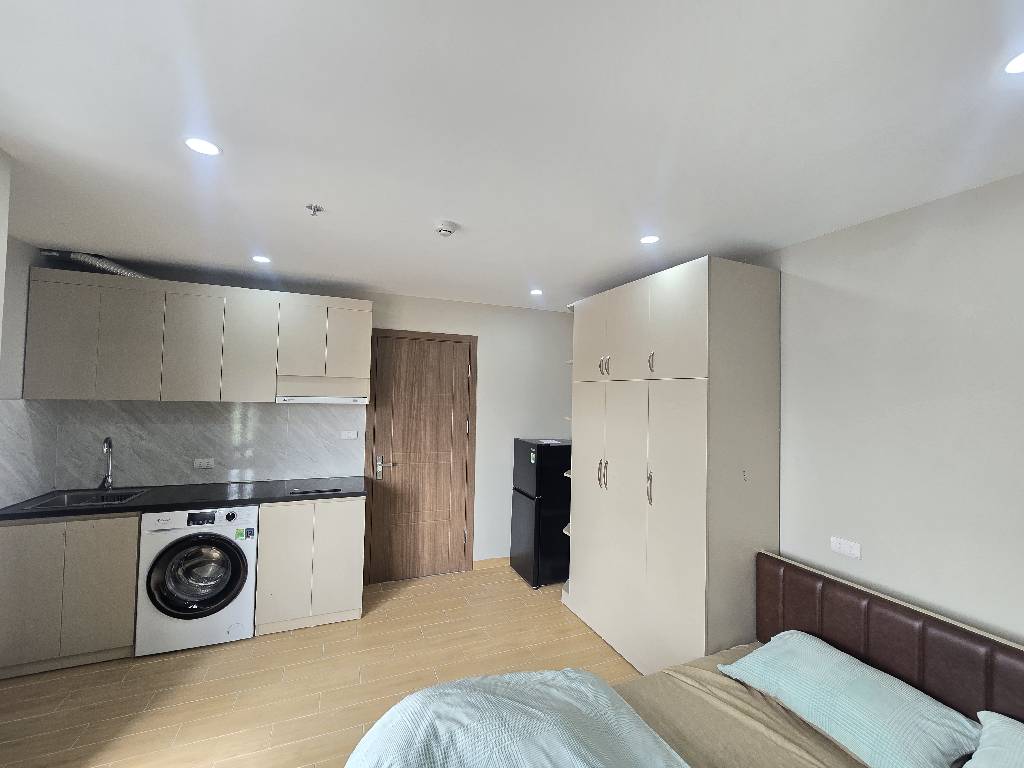 Bán nhà Hoàng Mai - diện tích 75m2 6 tầng - Thang máy xịn sò - giá 18,3 tỷ