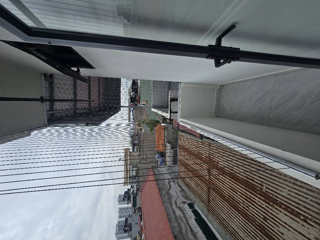 Bán nhà Hoàng Mai - diện tích 75m2 6 tầng - Thang máy xịn sò - giá 18,3 tỷ