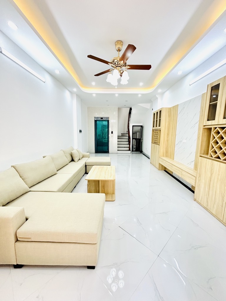 Bán nhà Nam Dư - diện tích 45m2 6 tầng - Ô TÔ ĐỖ CỬA - giá 11,6 tỷ