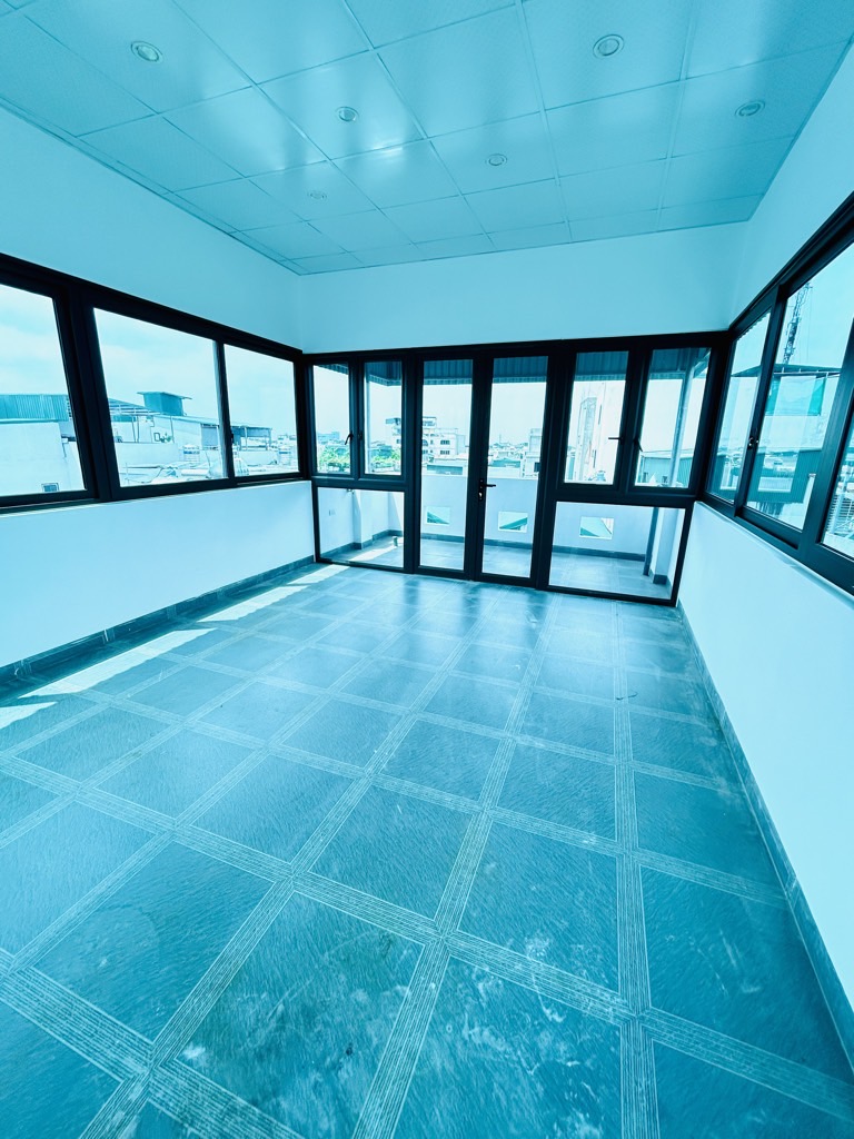 Bán nhà Nam Dư - diện tích 45m2 6 tầng - Ô TÔ ĐỖ CỬA - giá 11,6 tỷ