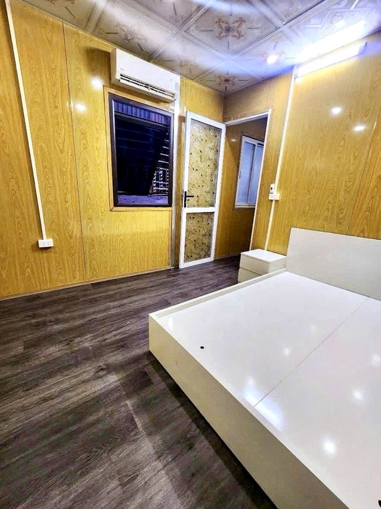 Bán nhà Hồng Mai - Bạch Mai - 23m  4 tầng lô góc 3 thoáng - giá 3,8 tỷ
