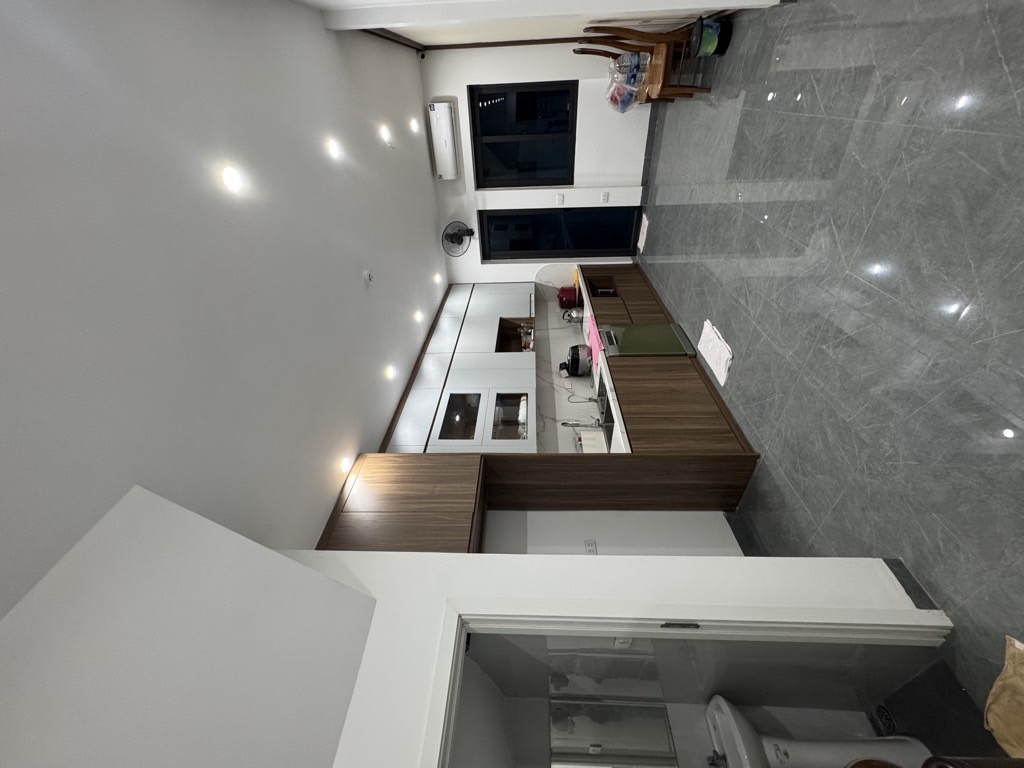 Bán nhà Yên Lãng - Hoàng Cầu - Thái Hà, 53m2 x 6 tầngm MT3.5, ĐN, 20 bước chân ra mặt phố